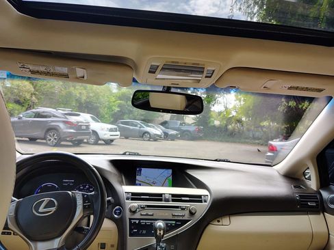 Used 2013 Lexus RX 450h AWD w/ Navigation Pkg image 15