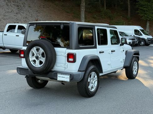 Used 2021 Jeep Wrangler Unlimited Sport AWD/4WD image 5