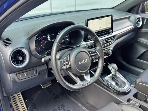 Used 2024 Kia Forte GT-Line w/ GT-Line Premium Package FWD image 13