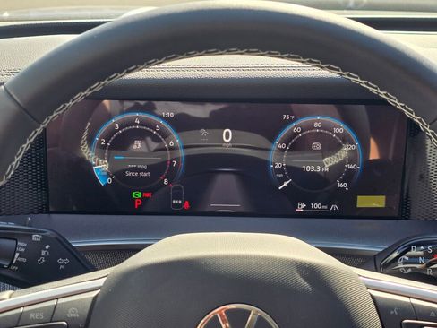 New 2025 Volkswagen Tiguan S image 23