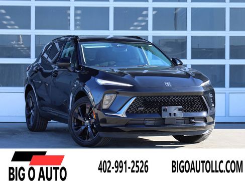 Used 2025 Buick Envision Sport Touring image 1