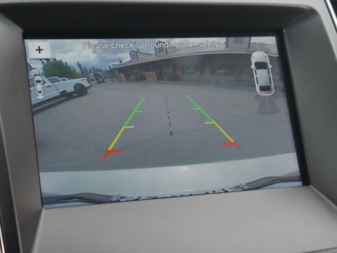 Used 2018 Ford Edge Titanium w/ Equipment Group 302A AWD/4WD image 13