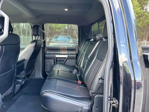 Used 2019 Ford F150 Lariat image 10