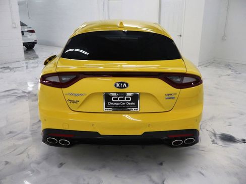 Used 2018 Kia Stinger GT image 6