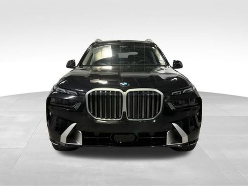 Used 2024 BMW X7 xDrive40i AWD/4WD image 2