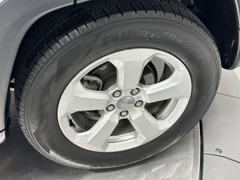 Used 2019 Jeep Compass Latitude w/ Popular Equipment Group image 22