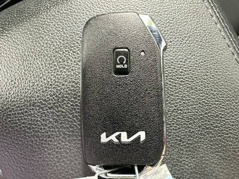Used 2023 Kia Sportage X-Line w/ X-Line Premium Package AWD/4WD image 18
