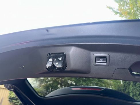 Used 2022 MAZDA CX-9 Carbon Edition image 52