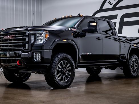 Used 2021 GMC Sierra 2500 AT4 w/ AT4 Premium Plus Package AWD/4WD image 35