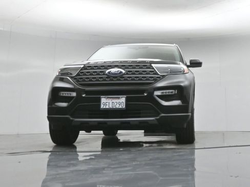 Used 2022 Ford Explorer XLT w/ Equipment Group 202A RWD image 50