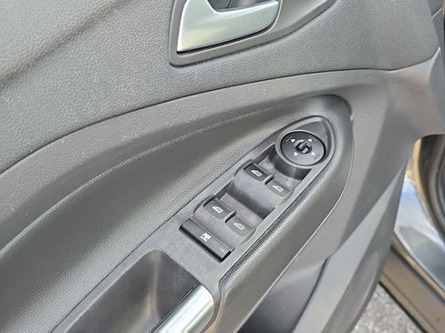 Used 2018 Ford Escape SEL image 30