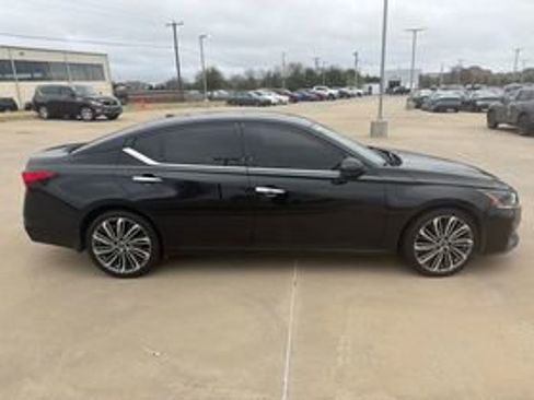 Used 2024 Nissan Altima 2.5 SL image 4