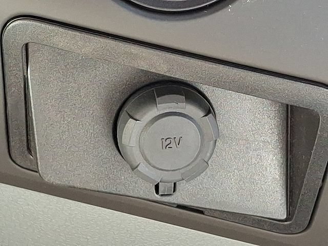 Used 2023 Ford F650 2WD Regular Cab Super Duty image 21