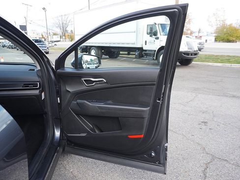 Used 2023 Kia Sportage LX image 22