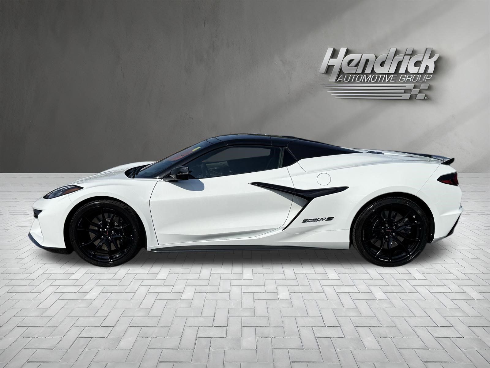 Used 2027 Chevrolet Corvette Grand Sport w/ Z52 Sport Performance Package RWD image 7