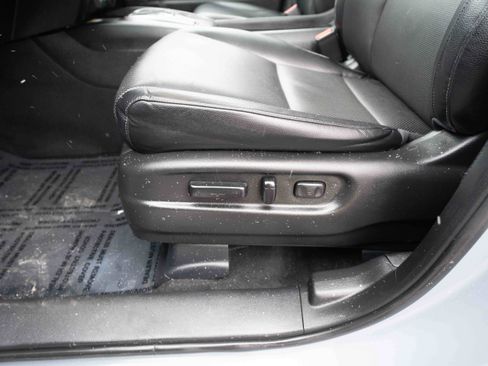 Used 2023 Honda Ridgeline RTL-E image 12