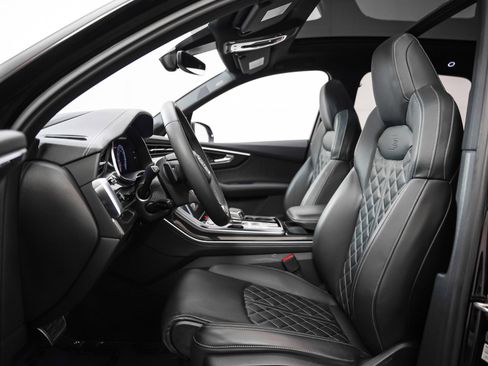 Used 2023 Audi SQ7 Prestige image 8