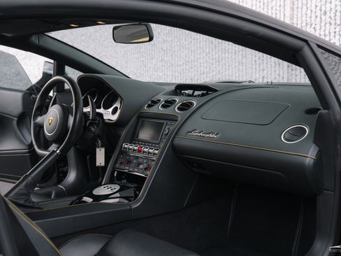 Used 2011 Lamborghini Gallardo LP 550-2 Bicolore image 7