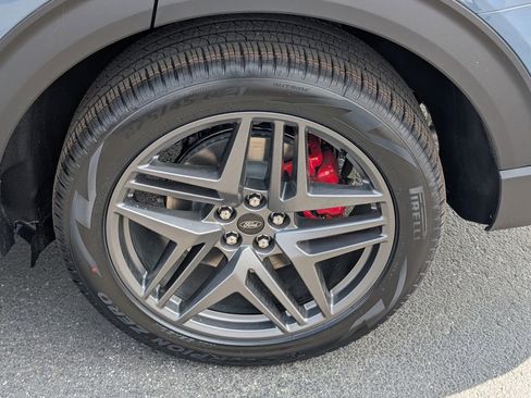 New 2026 Ford Explorer ST image 18