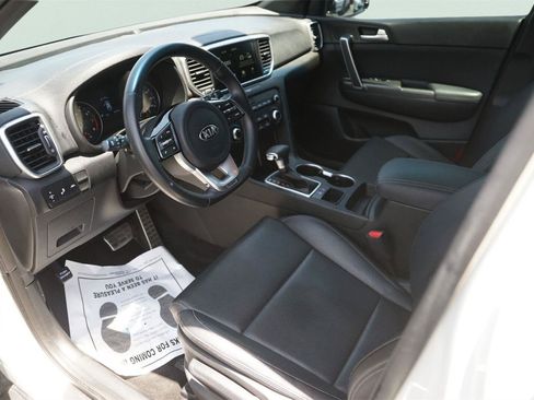 Used 2020 Kia Sportage S FWD image 8