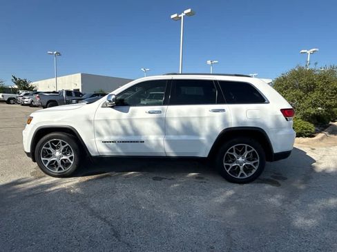 Used 2022 Jeep Grand Cherokee Limited w/ Tech Group RWD image 2