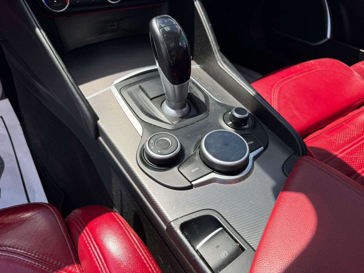 Used 2019 Alfa Romeo Giulia Ti Sport w/ Quick Order Package 22U Sport RWD image 29