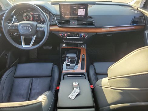 Used 2021 Audi Q5 Prestige image 14