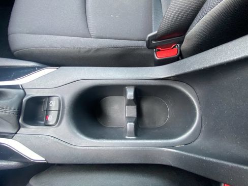 Used 2024 Toyota Corolla Cross LE w/ Moonroof Package AWD/4WD image 23