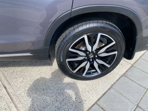 Used 2021 Honda Pilot Touring image 16