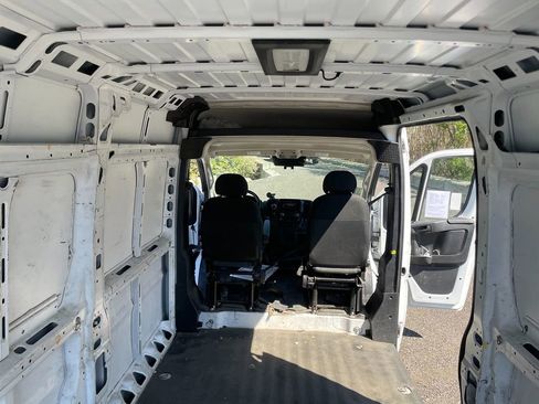 Used 2023 RAM ProMaster 2500 FWD image 28