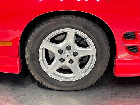 Used 1998 Pontiac Firebird Formula w/ Opt Pkg image 9