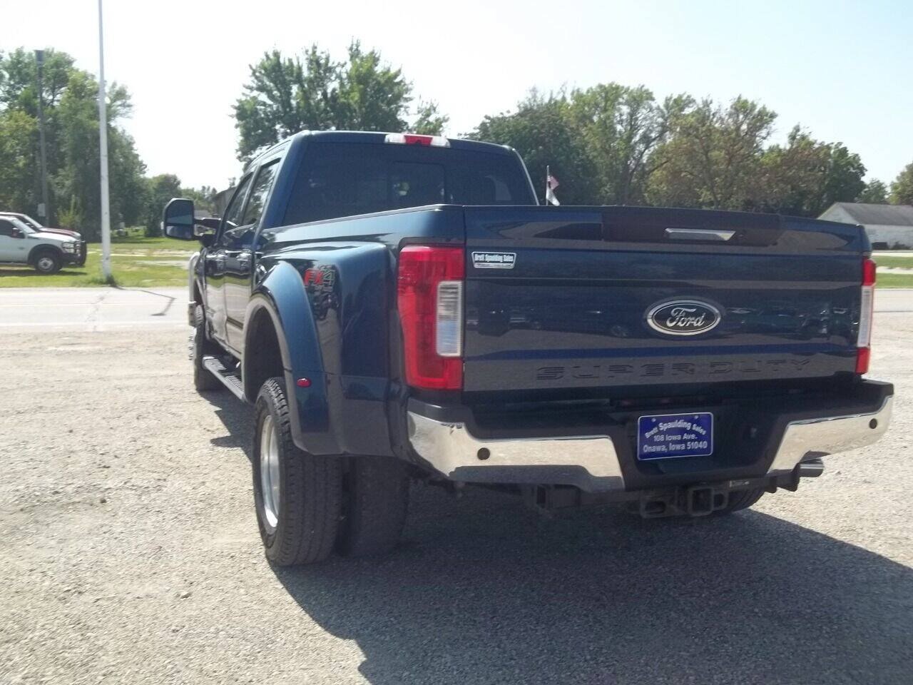 Used 2017 Ford F350 Lariat w/ Chrome Package AWD/4WD image 7