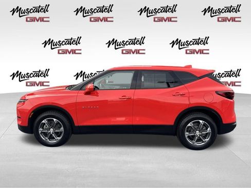 Used 2025 Chevrolet Blazer LT image 9