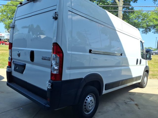 Used 2024 RAM ProMaster 2500 w/ Convenience Group FWD image 5
