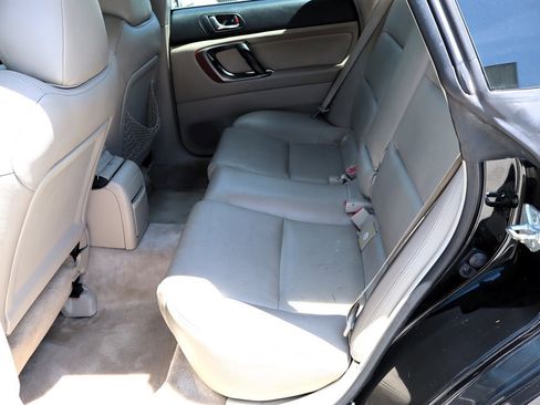 Used 2005 Subaru Outback 2.5XT Limited AWD/4WD image 19