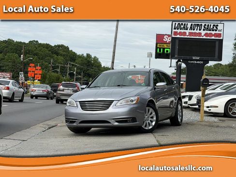 Used 2014 Chrysler 200 Limited w/ Sun/Sound Group FWD image 1