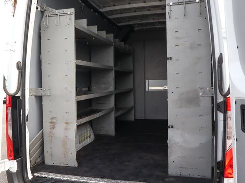 Used 2024 Mercedes-Benz Sprinter 2500 w/ Acoustic Package image 9