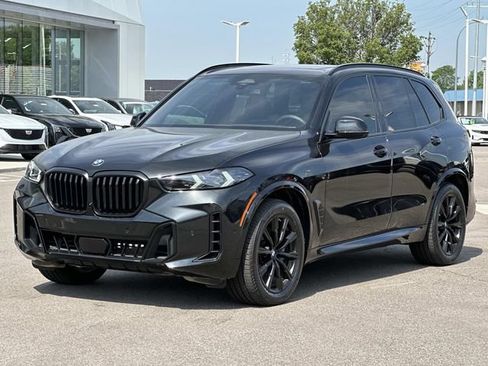 Used 2024 BMW X5 xDrive40i w/ M Sport Package AWD/4WD image 45