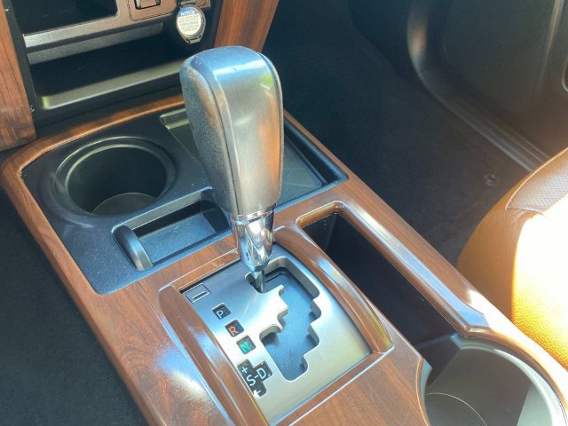 Used 2016 Toyota 4Runner SR5 RWD image 28