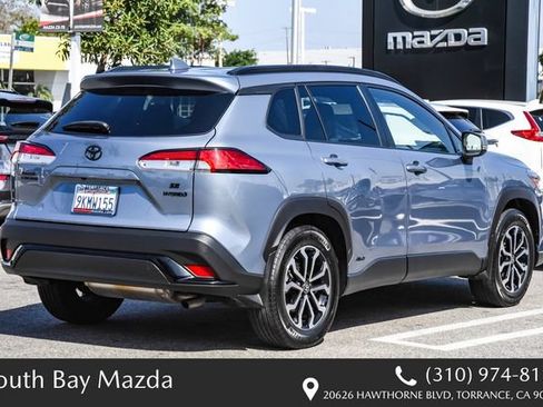 Used 2024 Toyota Corolla Cross AWD Hybrid w/ Moonroof Package image 8