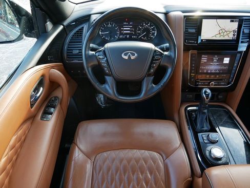 Used 2021 INFINITI QX80 Sensory w/ All-Season Package image 12