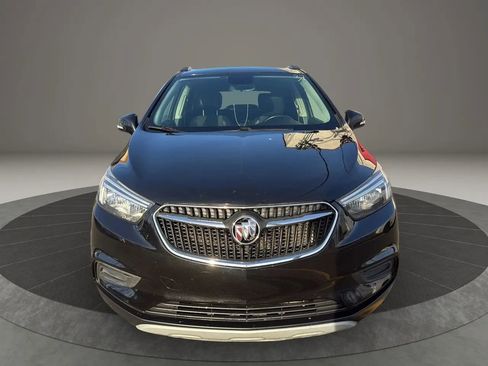 Used 2019 Buick Encore Preferred image 2