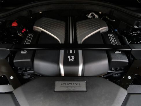 Used 2023 Rolls-Royce Cullinan Black Badge w/ Driver's Package AWD/4WD image 25