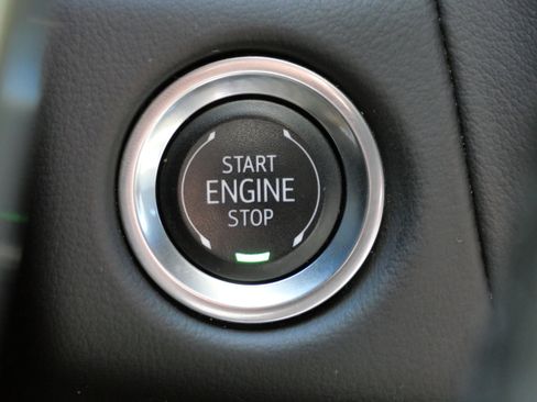 Used 2024 Chevrolet Tahoe LT image 27