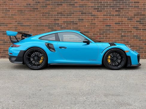 Used 2018 Porsche 911 GT2 RS image 8
