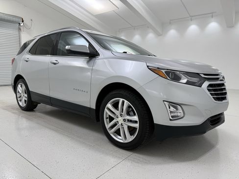 Used 2020 Chevrolet Equinox Premier image 1