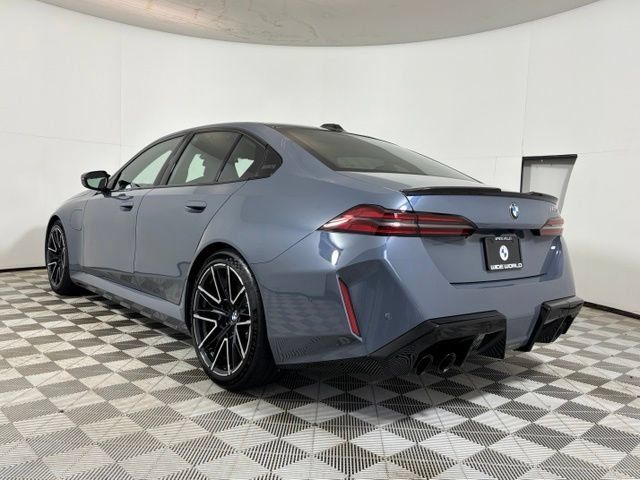 Used 2026 BMW M5 w/ Executive Package AWD/4WD image 5