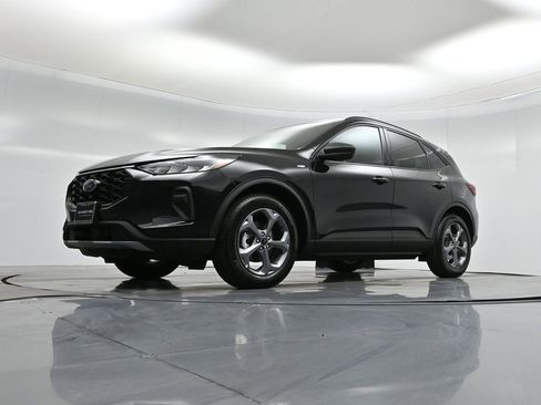 Certified 2025 Ford Escape ST-Line image 45