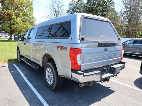 Used 2020 Ford F250 XL w/ STX Appearance Package AWD/4WD image 4
