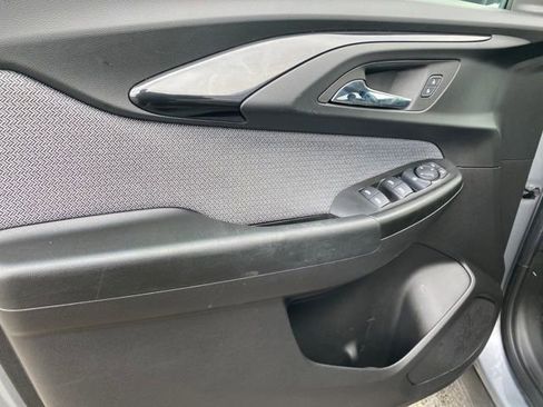 Used 2023 Chevrolet TrailBlazer LT w/ Convenience Package image 15